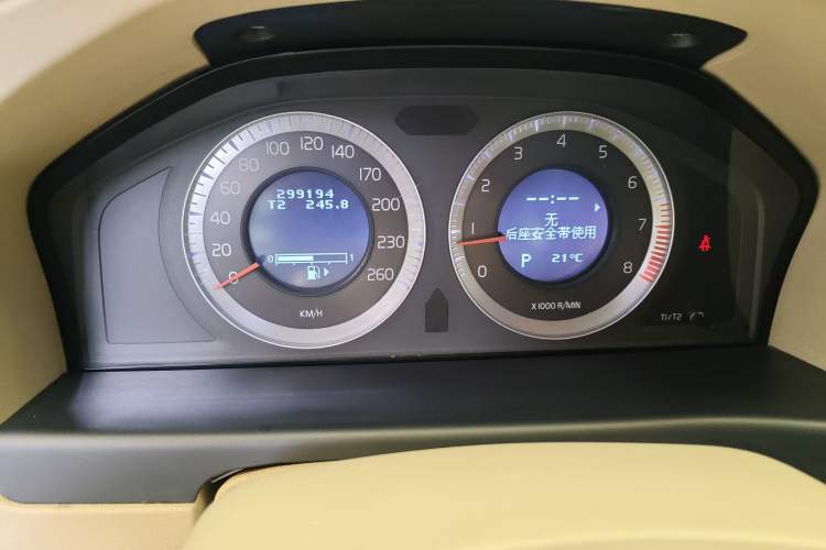 Used Volvo S80L 2009 3.0T AWD ZhiZun Edition Odometer Close Up