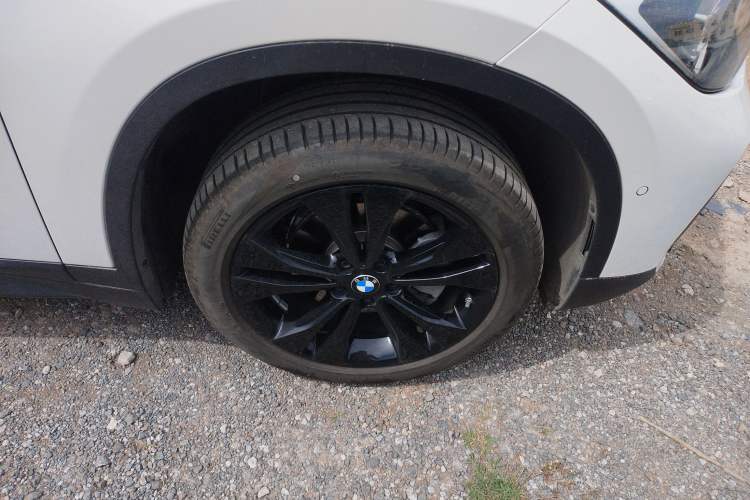 Used BMW X1 2020 sDrive20Li Fashion Model Right Front Wheel Hub