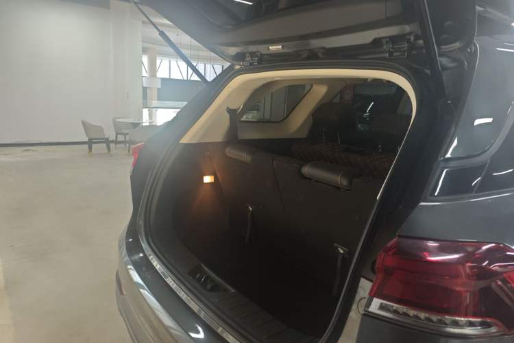 Used CHANGAN OSHAN X7 PLUS 2023 Enjoy Edition 1.5T Automatic Smart Edition 7-Seater
