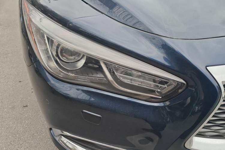 Used Infiniti QX60 2016 2.5 S/C Hybrid Two-Wheel-Drive Excellence Edition China V Standard Right Front Headlight