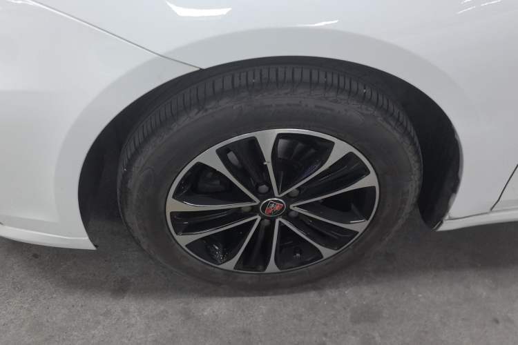 Used Roewe i6 2020 PLUS 1.6L CVT 4G Connected Glory Luxury Edition