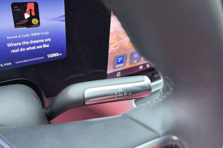 Used Hima AITO M8 2025 Extended-Range Ultra Version 53.4 kWh 5-Seater Edition
