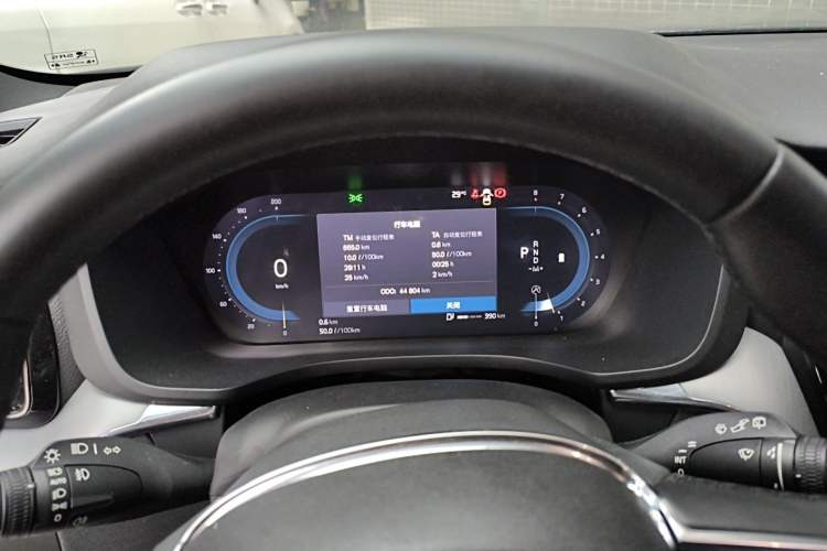 Used Volvo XC60 2024 B5 4x4 Smart Luxury Edition Instrument Cluster