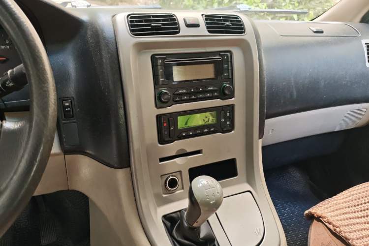 Used Jinbei Grace 2008 2.0L Zhi Ling Standard Version (Short Wheelbase) 4G20D4L