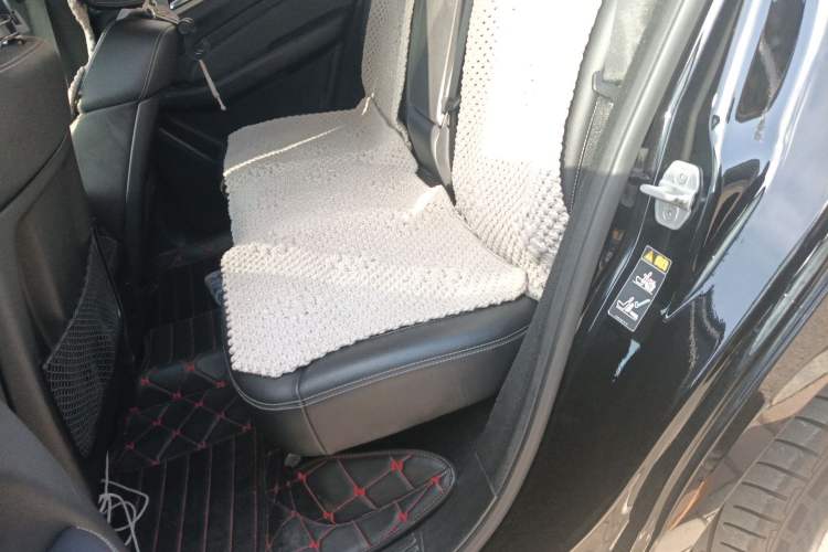 Used Mercedes-Benz M-Class 2012 ML 300