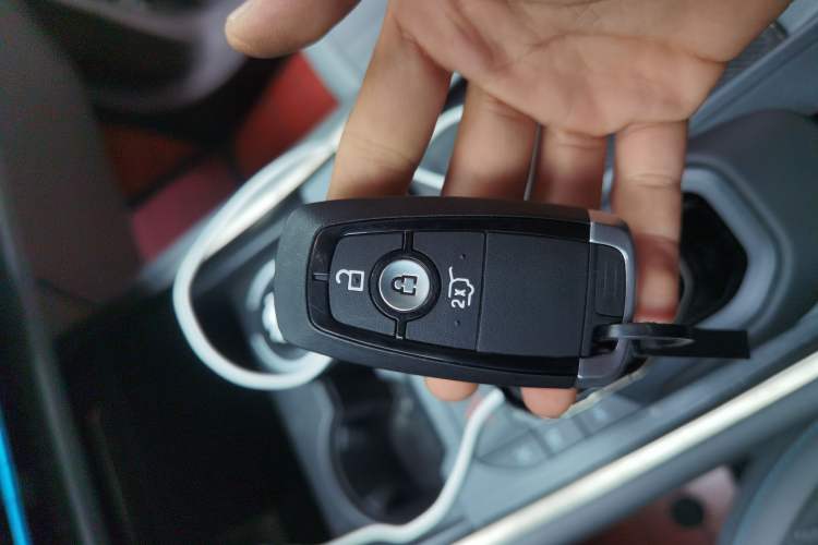 Used Ford Edge 2023 Ford Explorer L 2.0T EcoBoost Two-Wheel Drive 7-Seater Luxury Model
