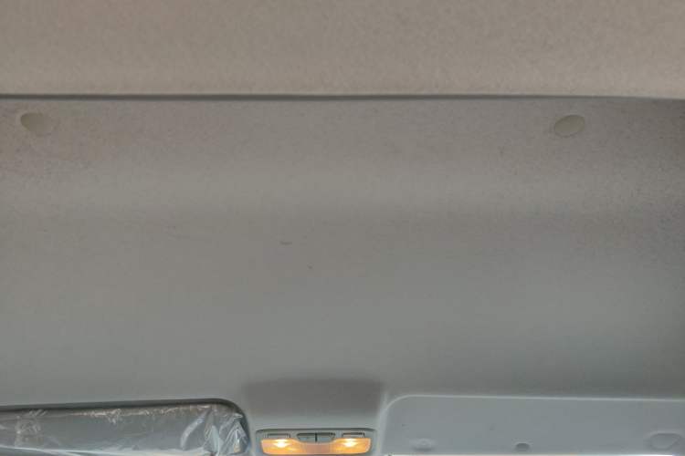 Used JAC Refine M3 2019 PLUS Maker Edition 1.8L Luxury Smart Model with 9 Seats Headliner