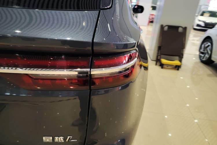 Used Geely Auto Monjaro L 2021 2.0TD DCT EVO Two-Wheel Drive Smart Luxury Version
