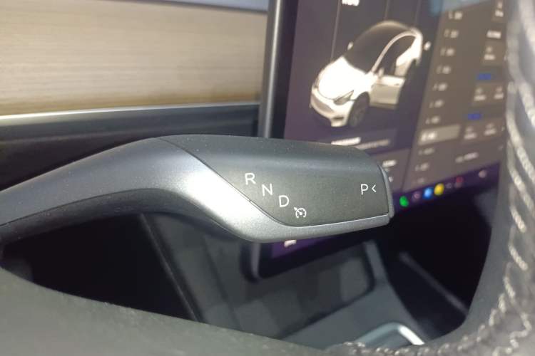 Used Tesla Model Y 2021 Long-Range All-Wheel-Drive Version