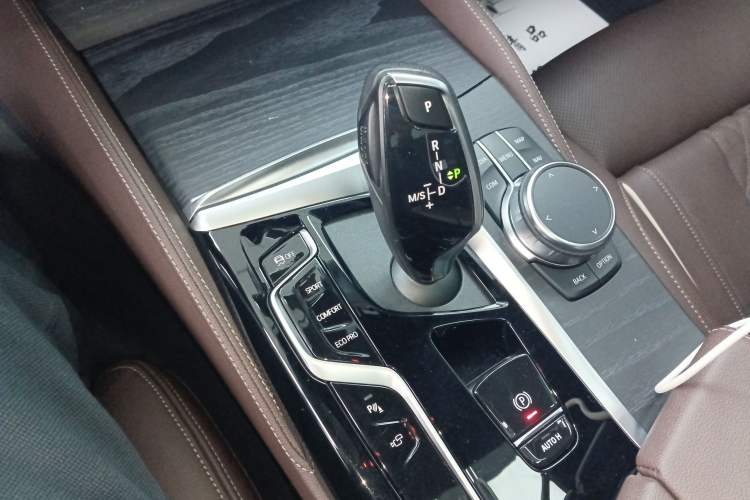 Used BMW 5 Series 2022 Revised Version 3 530Li Luxury Edition M Sport Package
