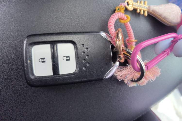 Used Honda XR-V 2015 1.8L VTi CVT Luxury Edition
