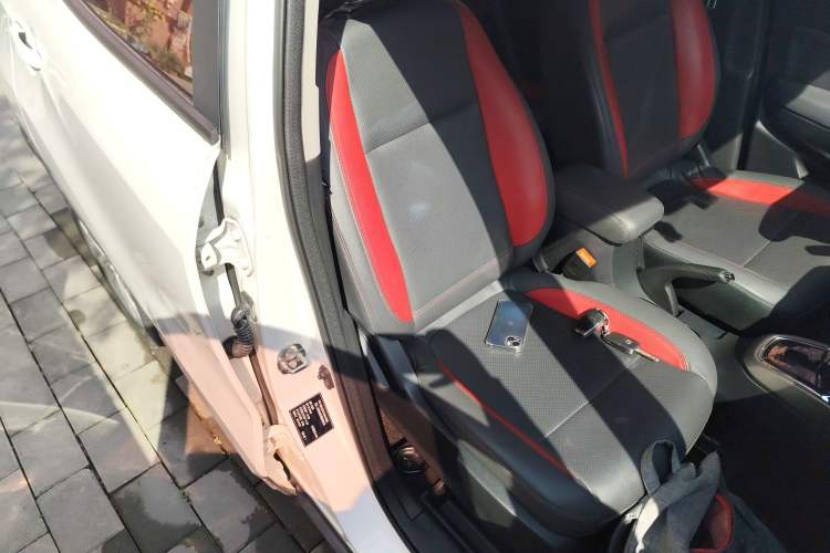 Used Changan CS15 2016 1.5L Automatic Fashion Edition