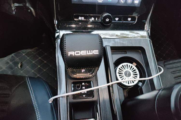 Used Roewe RX5 2021 PLUS 330TGI Automatic National Style Smart Enjoyment Edition Gear Lever