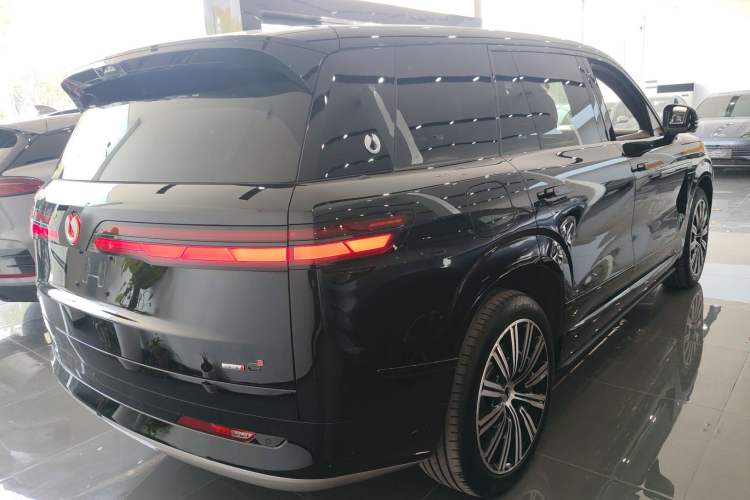 Used Denza N9 2025 Flagship Model
