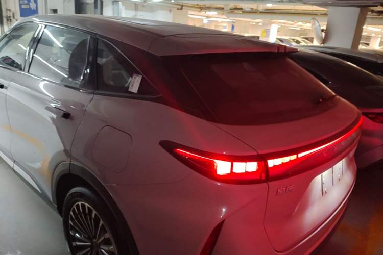 Used EXEED Stellar C-DM 2024 1.5T Long-Range Pro Rear Left 45 Deg