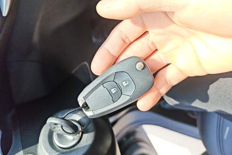 Used Chevrolet Trax 2019 Redline 335T CVT Trendy Version China VI Standard Vehicle Key