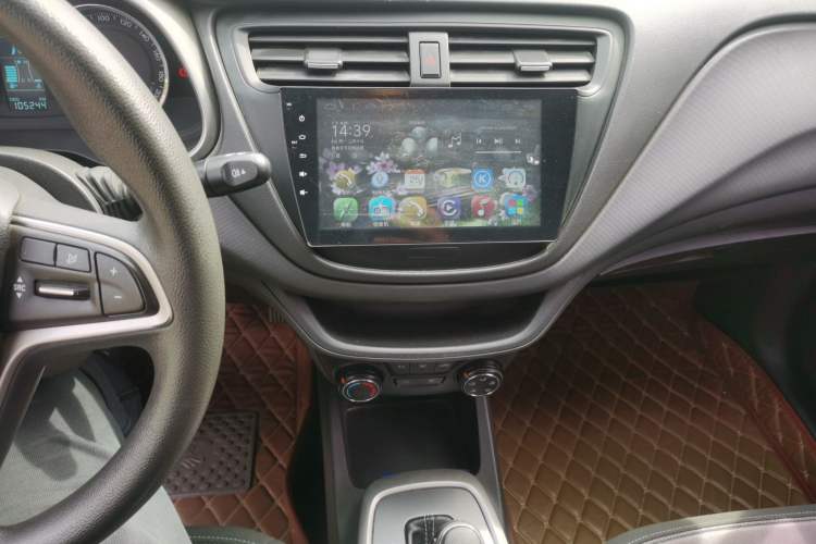 Used Chevrolet Lova RV 2016 1.5L Automatic Smart Drive Edition Audio And AC Panel