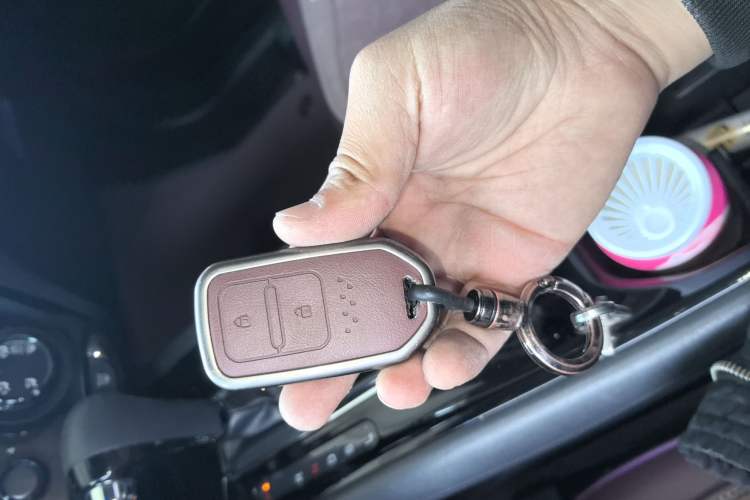 Used Honda Vezel 2019 1.5L CVT Luxury Model China VI Vehicle Key