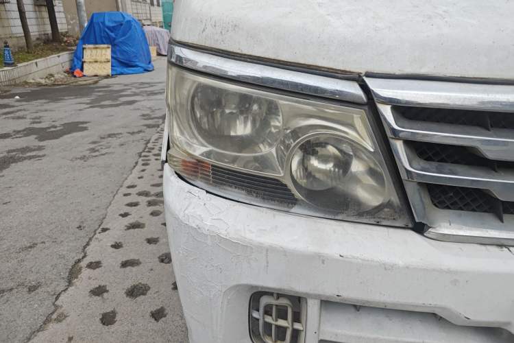 Used Jinbei Hiace 2011 2.0L Sixth-Generation Classic Standard 4G20D4B