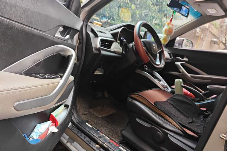 Used Baojun 510 2017 1.5L Automatic Fashion Model