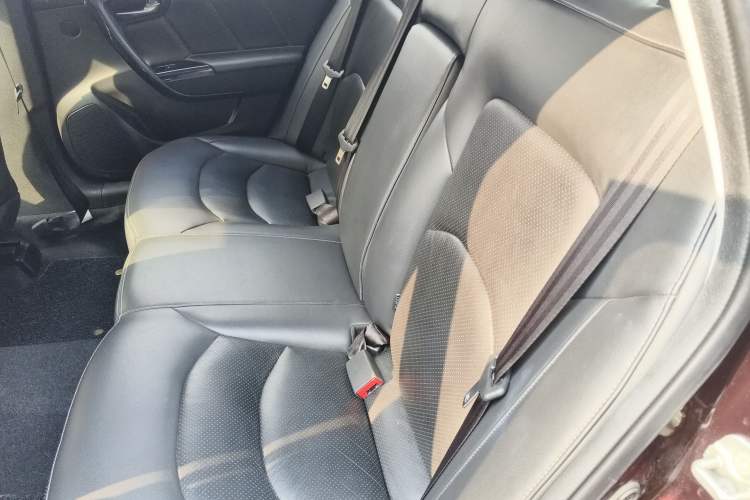 Used GAC Trumpchi GA6 2015 1.8T DCT Luxury Navigation Model
