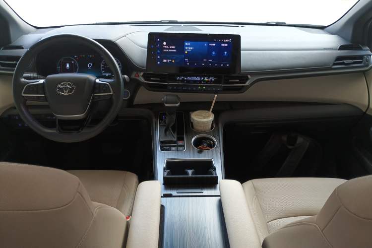 Used Toyota Sienna 2021 2.5L Hybrid Ultimate Edition
