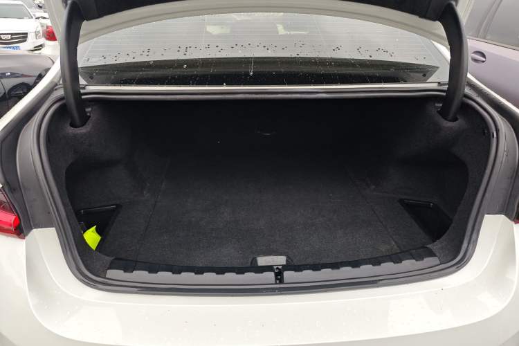 Used BMW i3 2024 eDrive 35 L Trunk