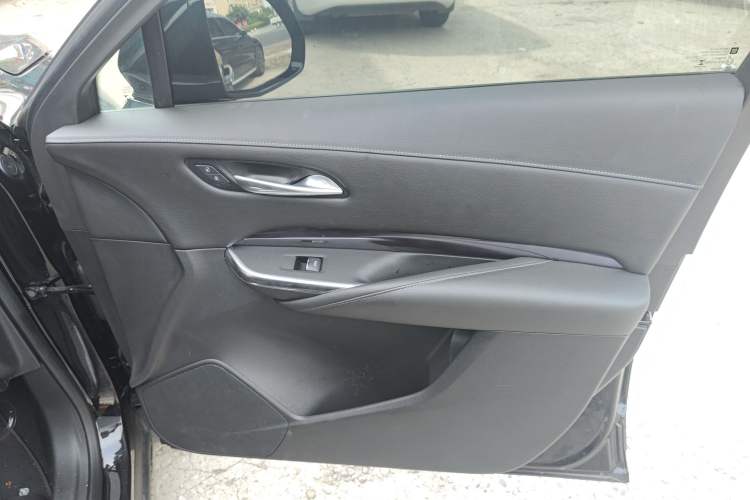 Used Cadillac XT4 2022 28T Two-Wheel Drive Fashion Edition