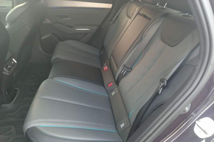 Used BYD Qin L 2025 DM-i Smart Drive 120KM Excellence Model Left Rear Seat