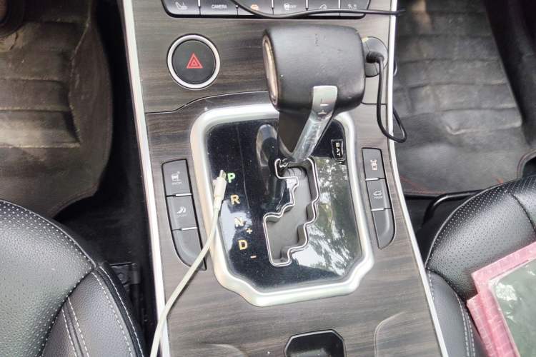 Used Land X7 2015 2.0T Panoramic Prestige Edition
