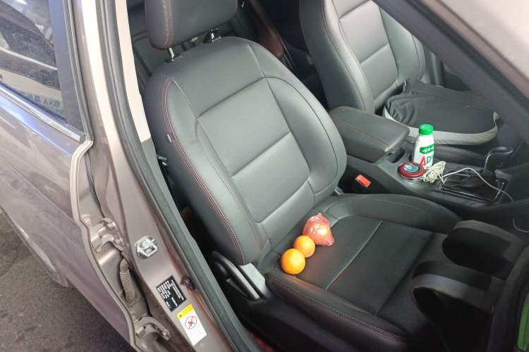 Used CHANGAN CS75 2016 1.8T Automatic Elite Model China V Standard
