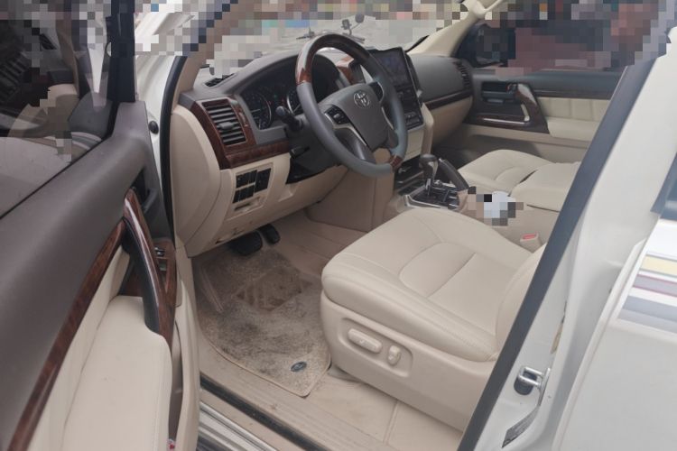 Used Toyota Land Cruiser  Driver Seat