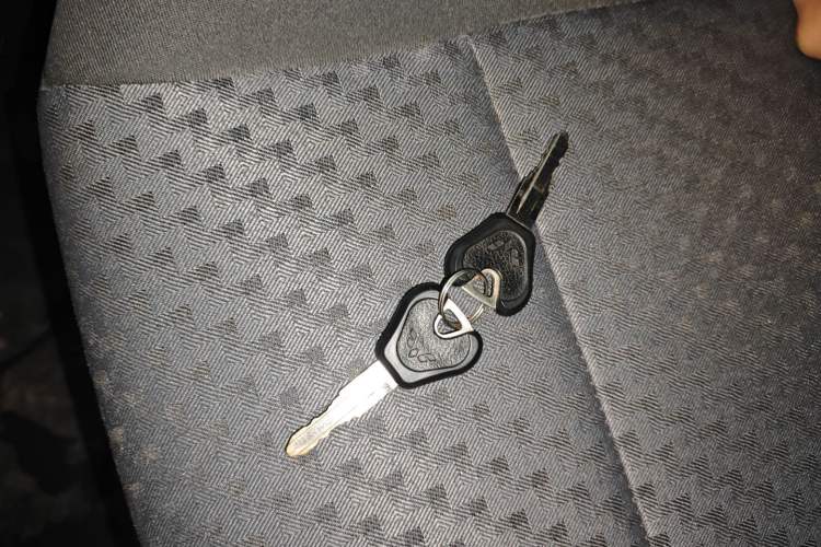 Used Wuling Zhiguang 2019 1.2L Van Utility Model 5-Seater