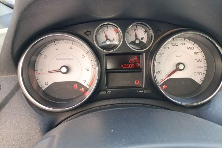 Used Peugeot 308 2014 Enjoy Edition Classic 1.6L Manual YouShang Model