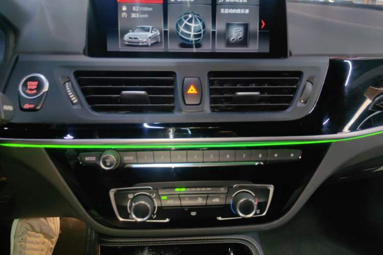 Used BMW 1 Series 2020 125i Leading Model M Sport Package Audio And AC Panel