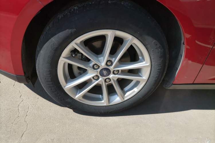 Used Ford Focus 2015 Sedan 1.6L Automatic Trend Model