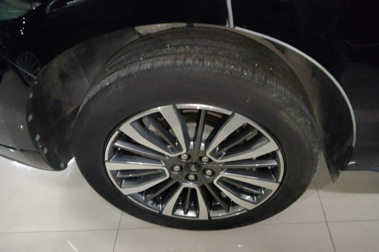 Used Ford Edge 2021 Facelifted PLUS EcoBoost 245 Two-Wheel Drive XLT 7-Seater
