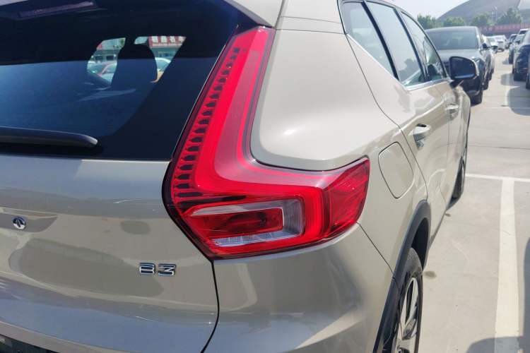 Used Volvo XC40 2024 B3 Zhiyuan Luxury Edition Right Rear Taillight