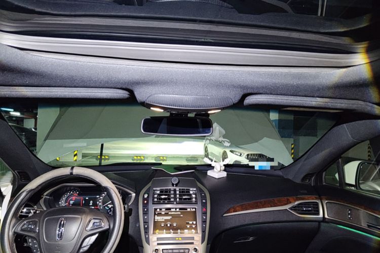 Used Lincoln MKZ 2018 2.0T Luxury Edition