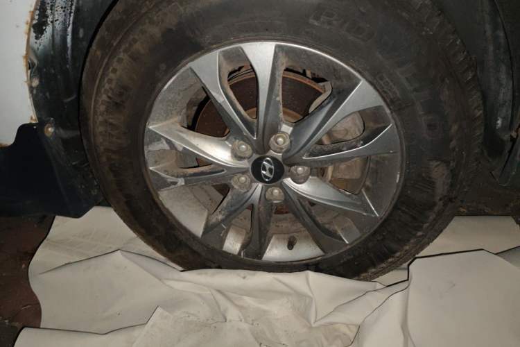 Used Hyundai ix35 2013 2.0L Automatic 2WD Comfort GL China IV Standard Right Front Wheel Hub