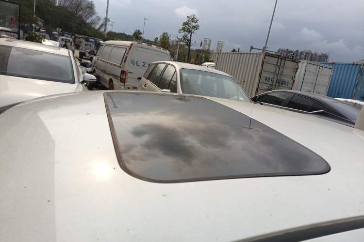 Used Nissan Sylphy 2019 1.6XV CVT Smart Connect Luxury Edition China VI Standard Roof