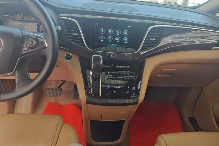 Used Buick GL8 2017 ES 28T Luxury Model China V Standard
