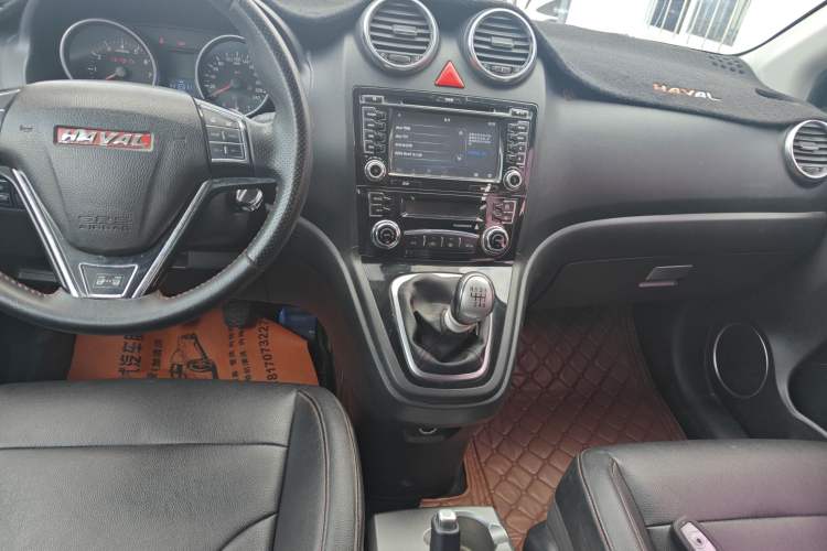Used Haval H6 2015 Upgraded Model 1.5T Manual Two-Wheel Drive Elite Version