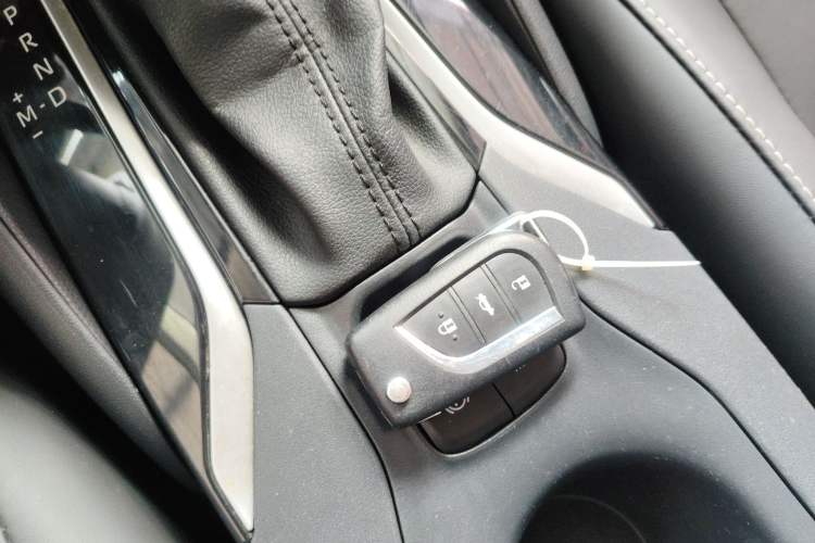 Used Toyota Corolla 2021 TNGA 1.5L CVT Pioneer Edition
