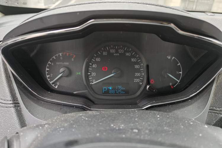 Used Ford Escort 2017 Happiness Edition 1.5L Automatic Fashion Version
