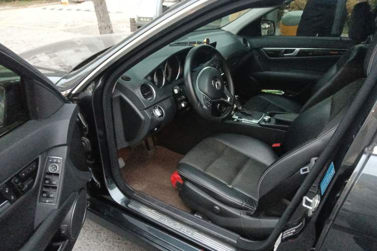 Used Mercedes-Benz C-Class 2013 C 260 CGI Elegant Model