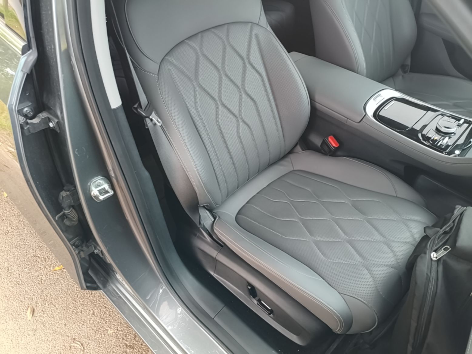 Geely Galaxy A7 2025 Model EM-i 150km Exploration+ Edition — снимка 19