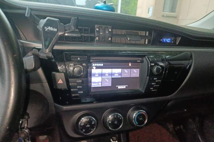 Used Toyota Levin 2014 1.8 GS CVT Elite Edition Audio And AC Panel