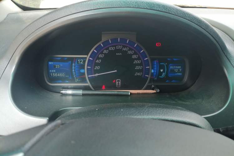 Used BYD S6 2013 Platinum Edition 2.0L Manual Luxury Model
