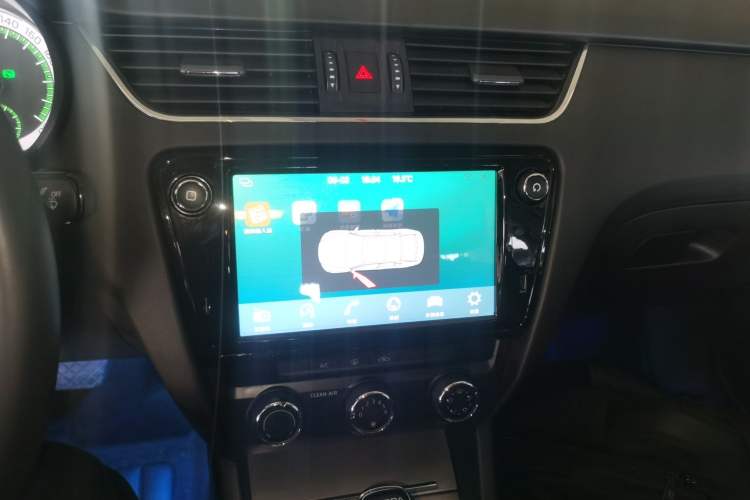 Used Skoda Octavia 2018 1.6L Automatic Luxury Edition